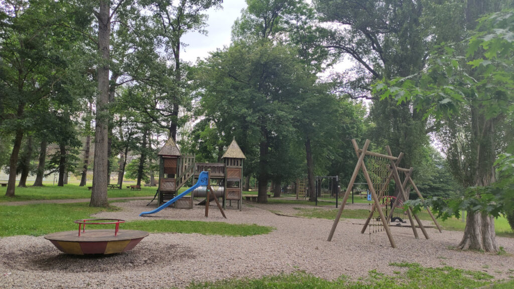 aire jeux ile amour langeac 1